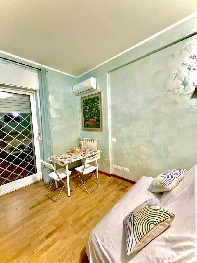 Francesca Apartments Ostia Luaran gambar